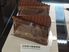 浓郁黑巧脆脆慕斯-Seesaw Coffee(西岸凤巢店)