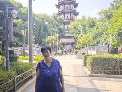 -绳金塔