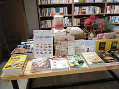 -漓江书院(三祺广场店)
