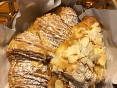 杏仁羊角-麦田工坊(月湖店)