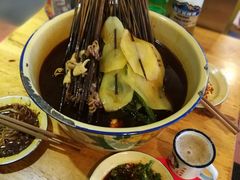 -拈签一笑黄牛肉辣卤串串