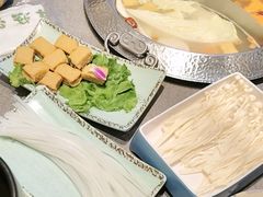 -狼头山火锅 KTV欢唱·烤串(理工大学店)