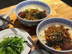 -沪西老弄堂面馆(定西路店)