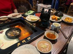 -老牌坊云南鱼豆花火锅(嵩山店)