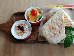 -必胜客(机场路店)
