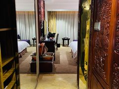 -岳阳阿波罗御庭酒店(岳阳楼区南湖广场店)