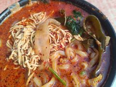 -曹宝林砂锅麻辣烫(星光路店)
