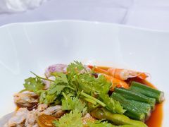 -红鼎豆捞·非遗鲍皇汤火锅(宝丰路店)