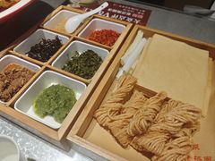 煎饼卷大葱-老济南·地道济南菜(大明湖店)