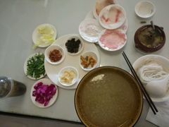 -桥香园云南过桥米线(金马碧鸡店)