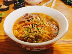 -矮子粉店1985·长沙米粉(湘春路店)