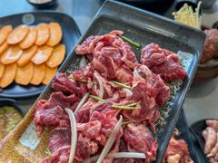 -啊美丽炭火烤肉(滑翔一店)