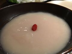 -老牌坊云南鱼豆花火锅(哈西万达店)