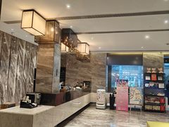 -麦新格精品酒店(上海国际旅游度假区川沙地铁站店)