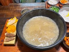 -银米·云南传统过桥米线(双廊黑金冠店)