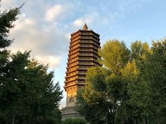 -玲珑塔公园