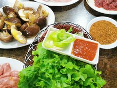 -韩风烤牛肉冷面店