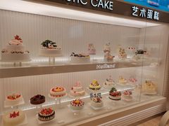 面包甜点陈列柜-好利来(十里河店)