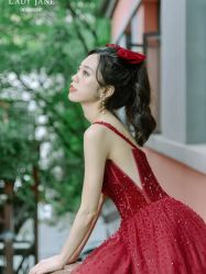 -Lady  Jane高端婚纱礼服馆