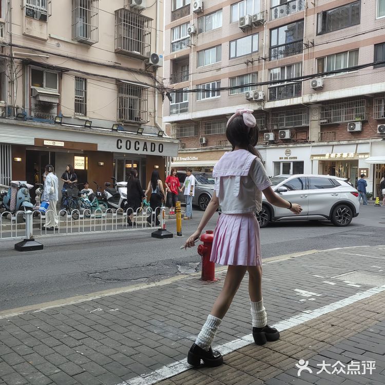 南京醉红酒吧街 吃啥 吃关东煮 早点南京甜点