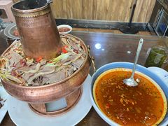 -三江源美食城