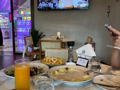 -盐说·西式餐酒馆(光明万达店)