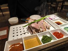 -相约·羊村小馆非遗手抓肉(七一酱园店)