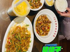 -味上湘菜馆(岳麓山店)