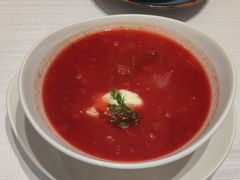 -马克西姆俄罗斯餐厅(通亚街店)