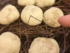 -佬钱湾仔(衣裳街店)