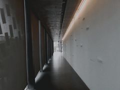-知美术馆