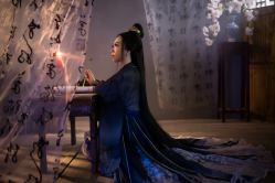 点击看大图 -九月鹰飞汉服摄影工作室