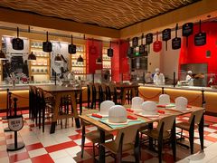 -城市大道红炉披萨烘焙坊