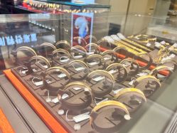 -周生生Chow Sang Sang(又一城店)
