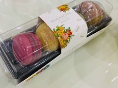 网红马卡龙-壹心榴莲千层蛋糕甜品店