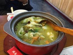 -周鱼小馆石锅酸菜鱼(活力汇店)