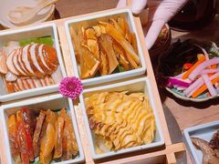 -蘑界·野生菌火锅(深业上城店)