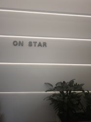 -ON STAR SALON