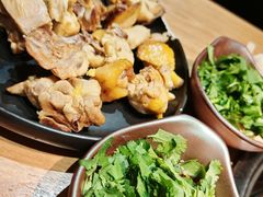 -一朵菌·野生菌探索家火锅(南亚店)