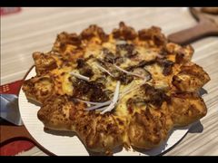 咸蛋黄花轮芝心比萨-必胜客(东兴商厦店)