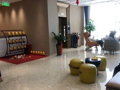 -柏乐口腔医院·舒适化无痛种植牙中心(东盟商务区院)