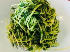 鸡油豆苗-羲和雅苑•北京烤鸭(平安国际金融中心店)