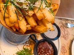 -Mark&Mars Restaurant