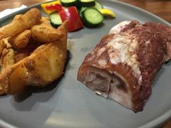 -麦落精酿啤酒餐吧(先农大院店)