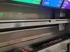 -怡妮新疆风味餐厅(东江湾路店)