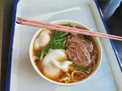 -鲸育宝宝月嫂(徐汇店)