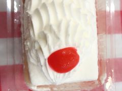 -红宝石·鲜奶小方·海派西点房(南丹店)