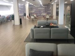 -深圳锦龙奥迪4S店(前海店)