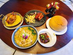 -港丽餐厅(高德置地店)