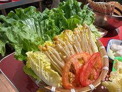 蔬菜拼盘-潮汕·草根牛肉档(上海荟聚城市集市店)